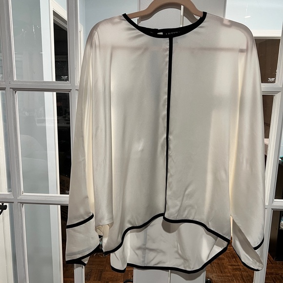 100% Mulberry Silk Top - Picture 3 of 6